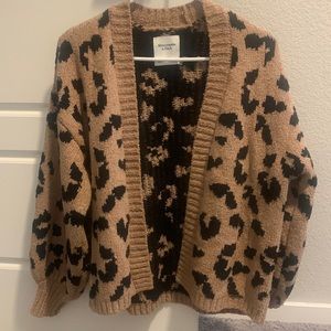 Abercrombie & Fitch Leopard cardigan